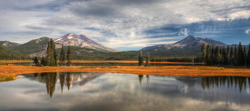 Homage to Ray Atkeson - South Sister and Broken Top from Sparks Lake